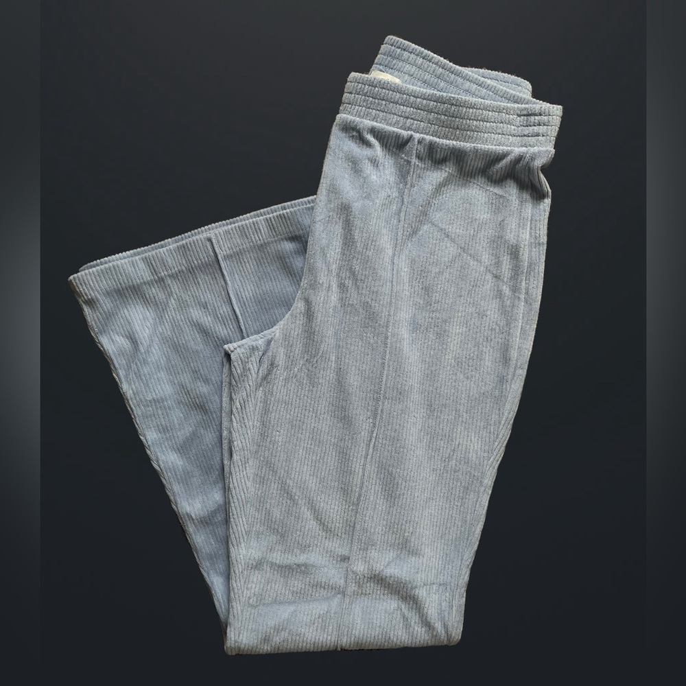 Aerie Women’s Pants in Baby Blue